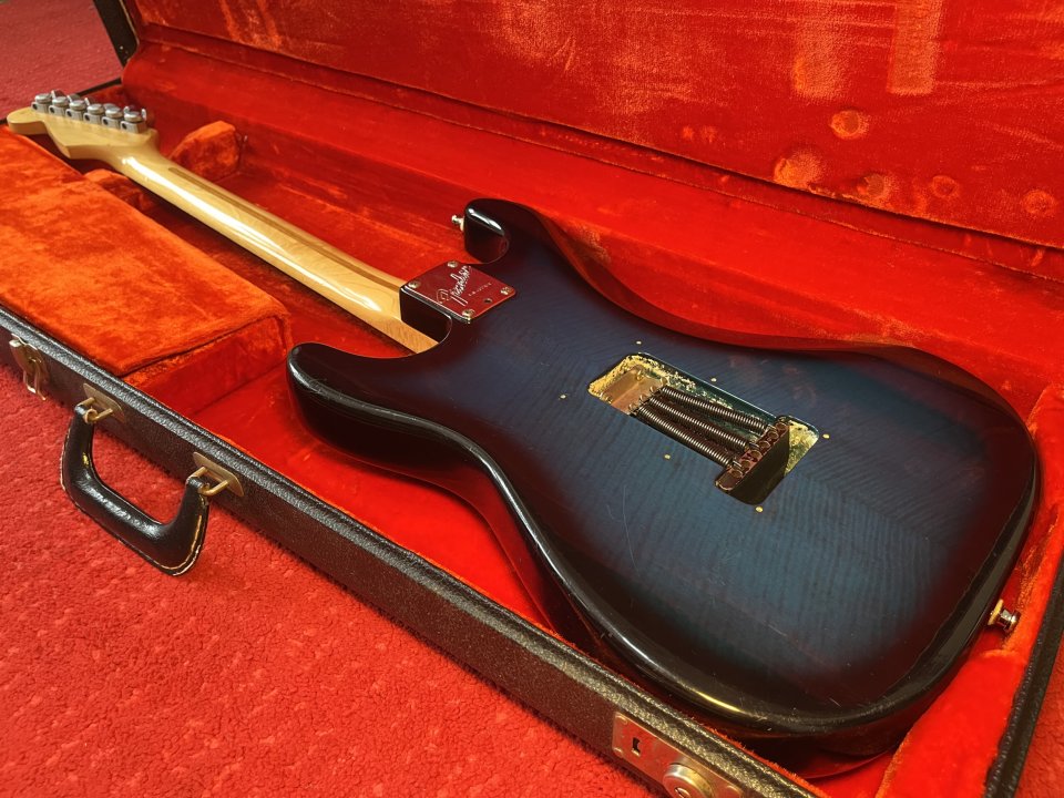 Fender Stratocaster Ultra Flame Top 1992 – Green – DiMarzio Pickups