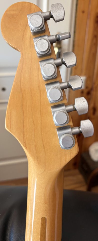 Fender Stratocaster Plus deluxe Ebony Frost.1991 de segunda mano · Foto 5 de 7 · Barcelona · 1600 €