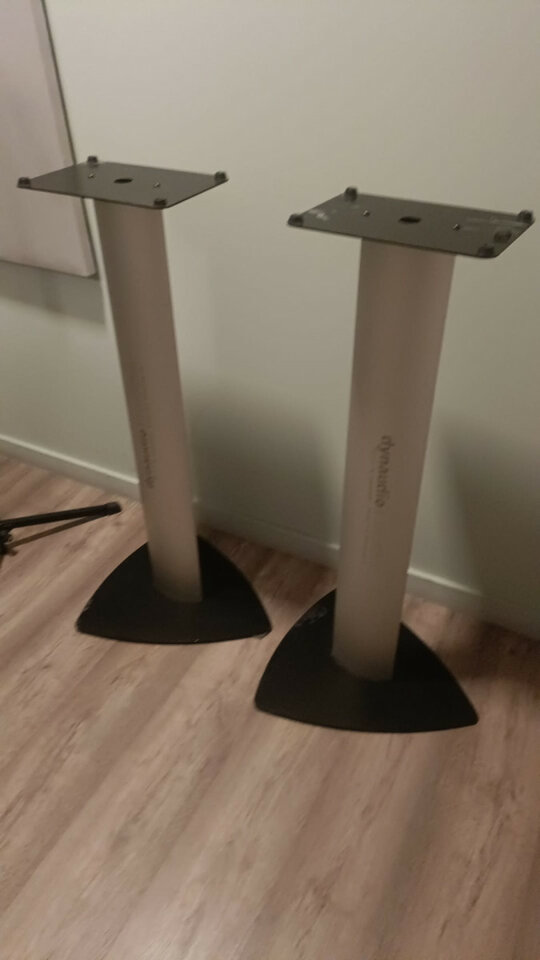 Monitores y Subwoofer Dynaudio de segunda mano · Foto 4 de 4 · Madrid · 2200 €
