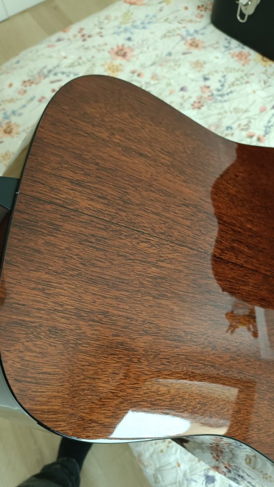 Martin D18 custom shop