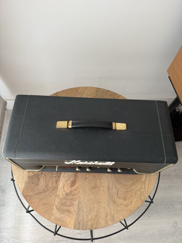 Marshall 2061x + Marshall 1x12 1974CX de segunda mano · Foto 5 de 6 · Sevilla · 1600 €