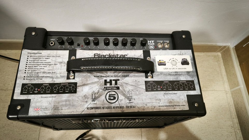 O cambio Blackstar ht-5 metal