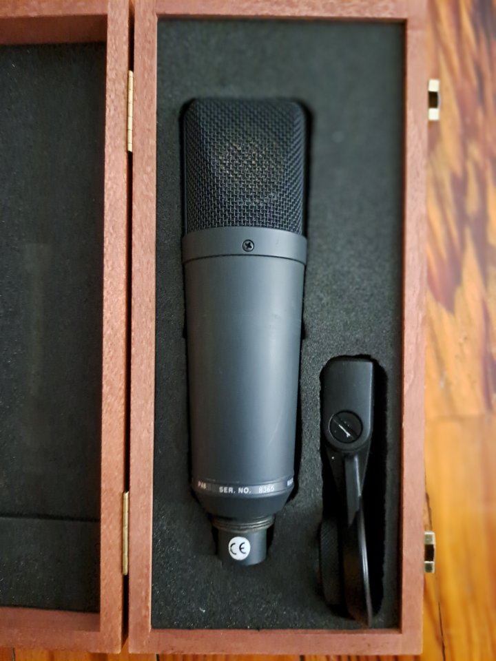 Neumann TLM 193