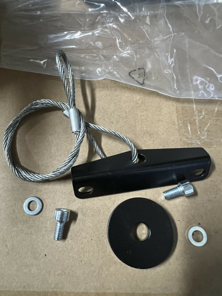 Genelec adaptador a tubo 36mm (nuevo )