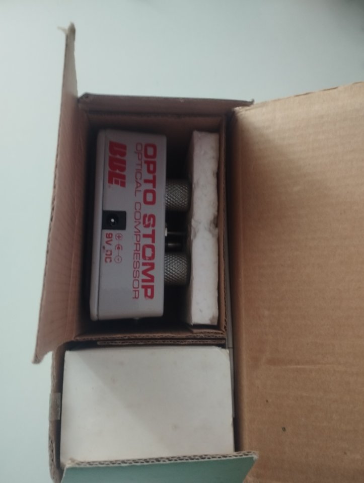 BBE Opto Stomp compresor óptico