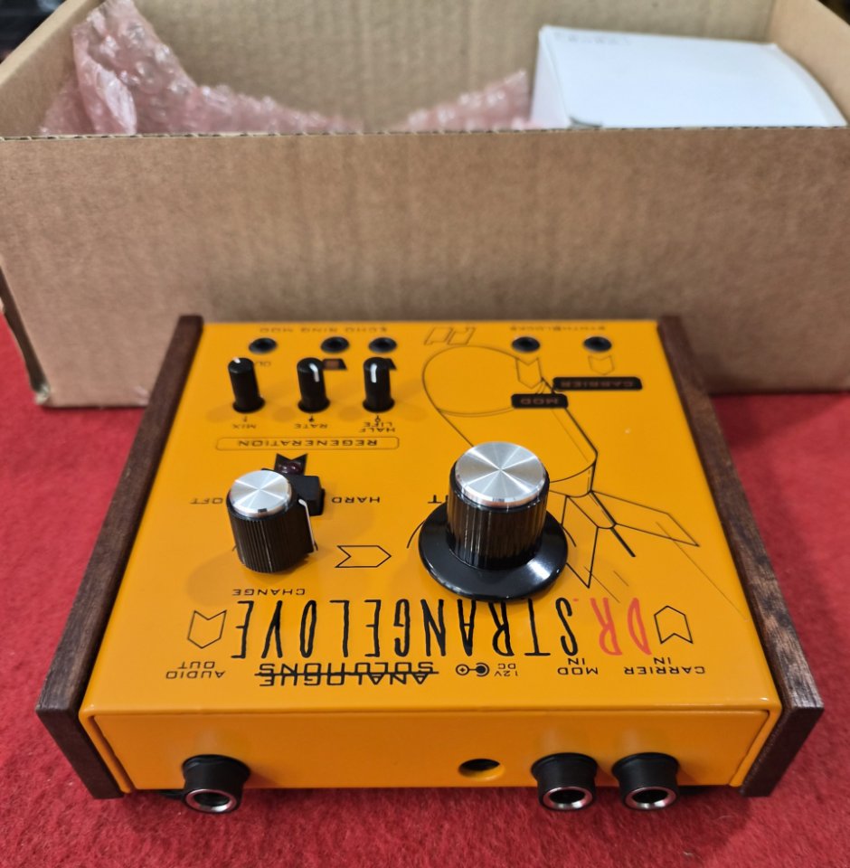 Analogue Solutions DR. Strangelove de segunda mano · Foto 3 de 3 · Girona · 200 €
