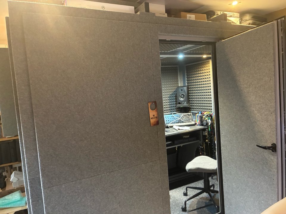 Demvox DV500 cabina estudio de segunda mano · Foto 8 de 8 · Madrid · 6500 €