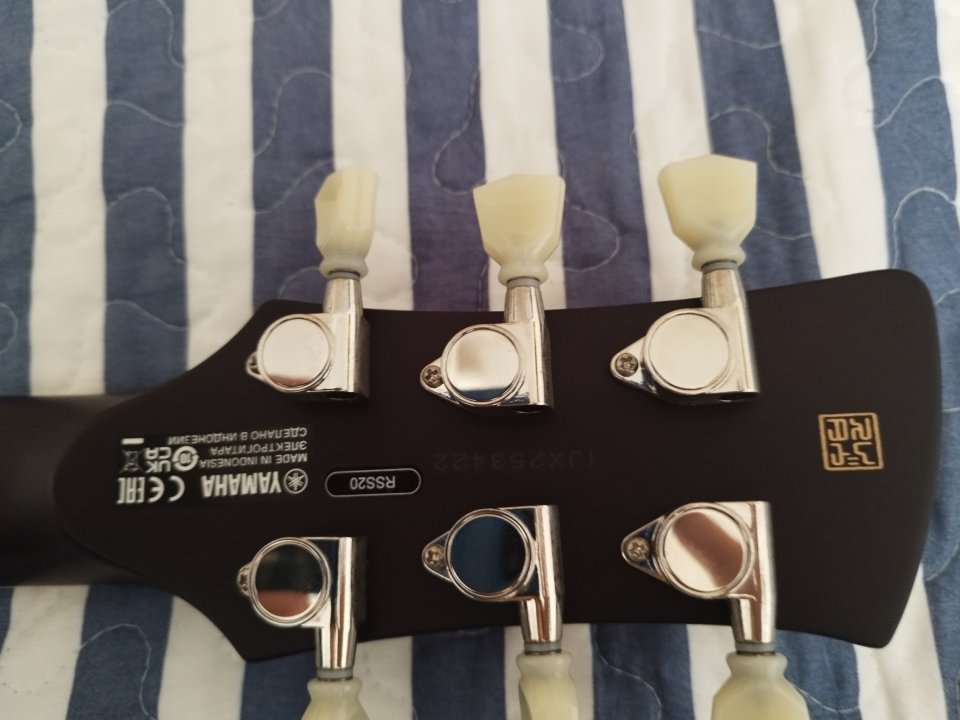 Yamaha Revstar (Standard) RSS20 Flash Green de segunda mano · Foto 5 de 7 · A Coruña · 600 €