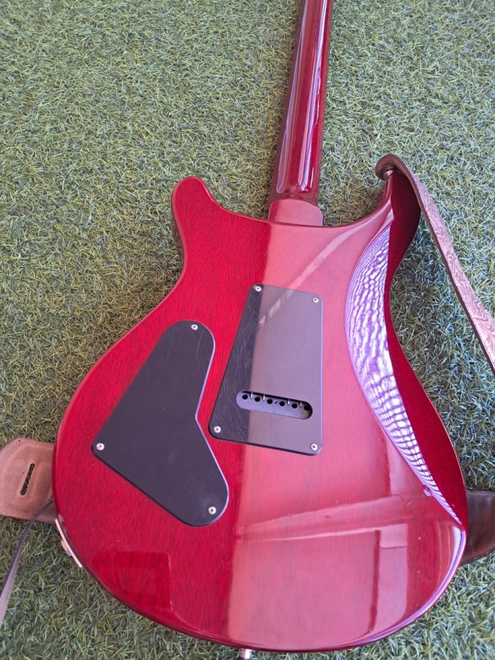 PRS Custom 24 S2 30 aniversario. de segunda mano · Foto 4 de 5 · Valencia · 1200 €