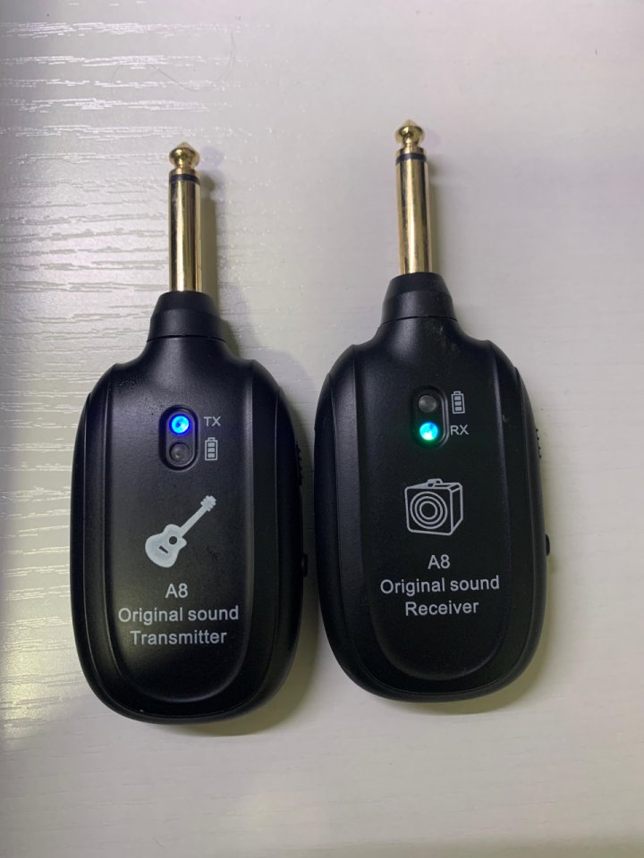 Sistema Inalámbrico Guitarra Receptor y Emisor de segunda mano · Foto 2 de 2 · Granada · 20 €