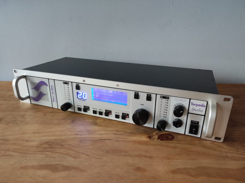 Two Notes Torpedo Studio de segunda mano · Foto 2 de 2 · Pontevedra · 690 €