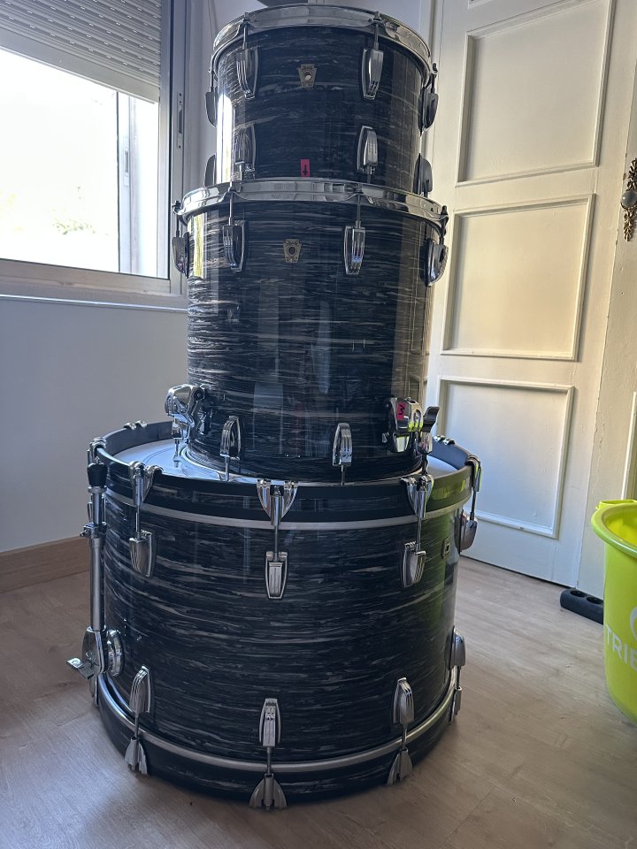 Bateria de Siloé Ludwig Classic Maple Vintage Oyster