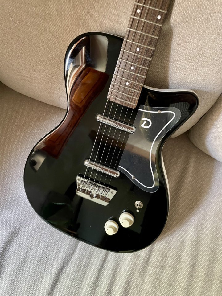 Danelectro 57 Black