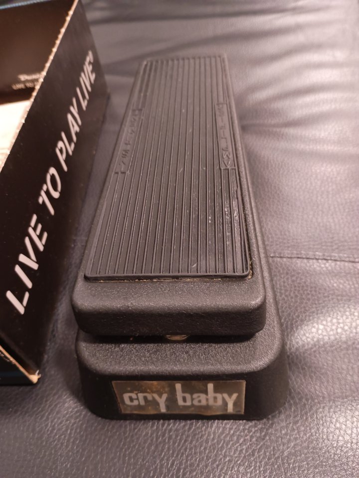 Pedal wah Cry baby de segunda mano · Foto 3 de 6 · Málaga · 60 €