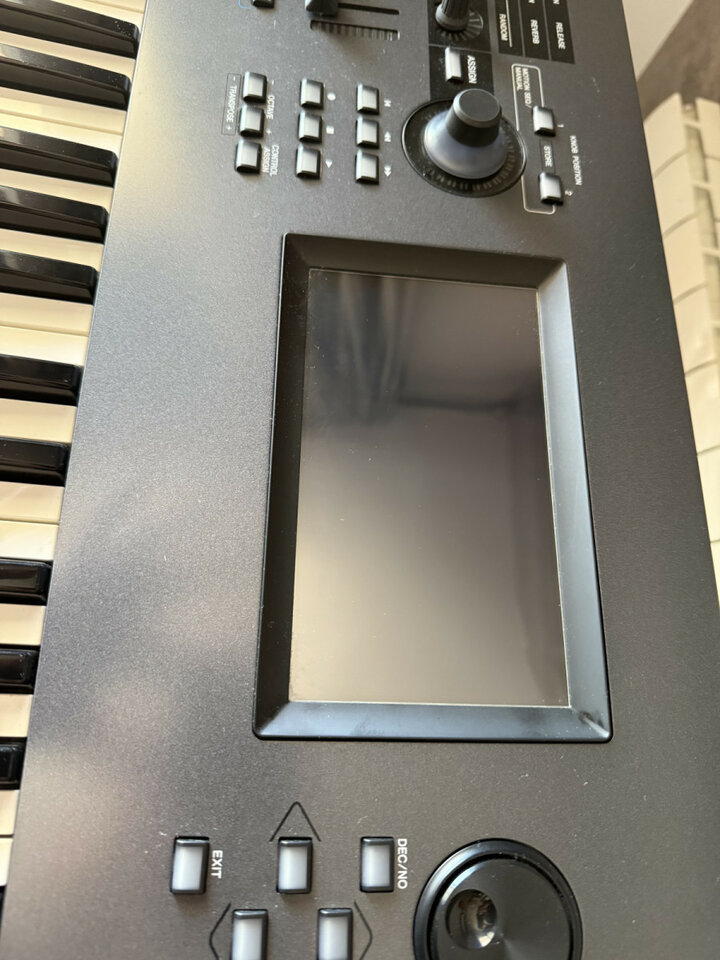 Yamaha MONTAGE 7 de segunda mano · Foto 2 de 3 · Madrid · 1710 €