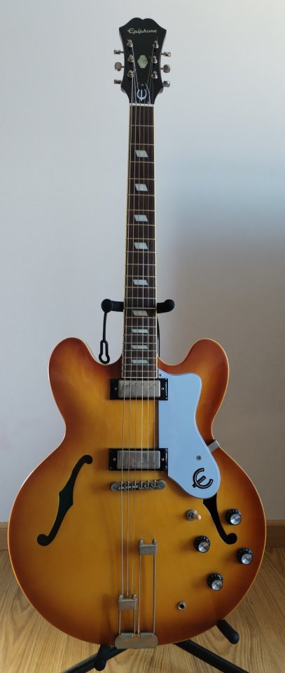 Epiphone Riviera Royal Tan