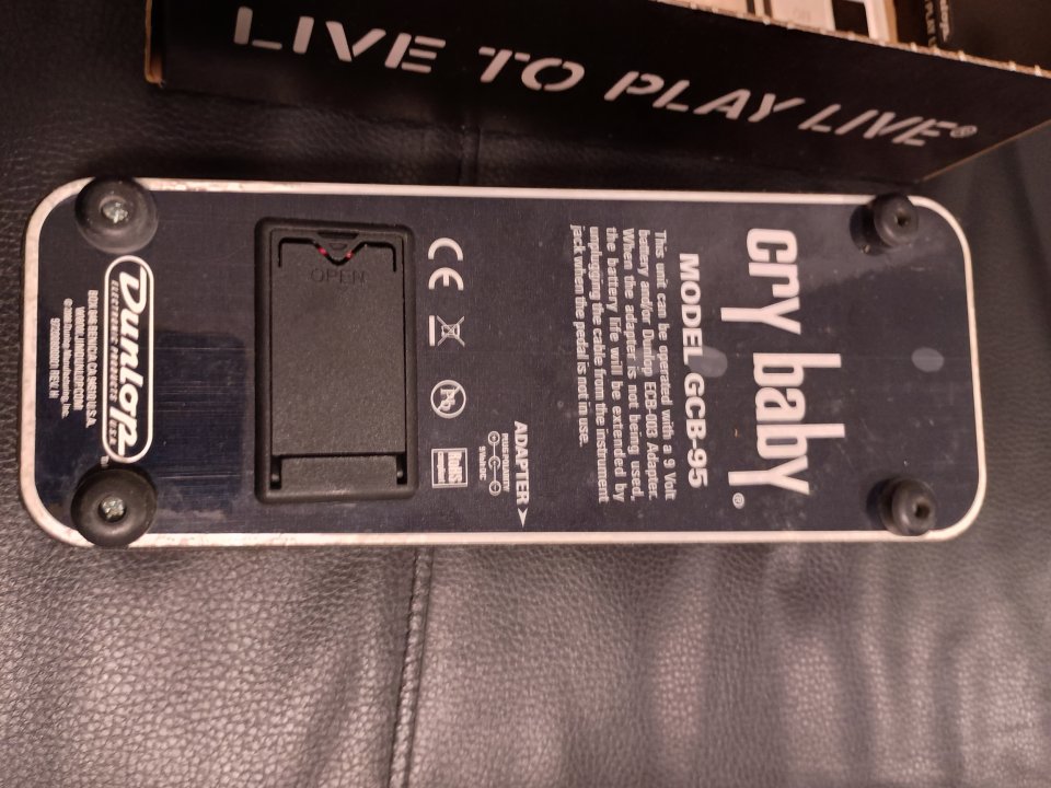 Pedal wah Cry baby de segunda mano · Foto 4 de 6 · Málaga · 60 €