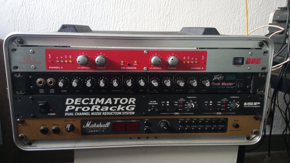 Marshall JMP1, Peavey Rockmaster, Decimator Pro Rack G, TAD Silencer...