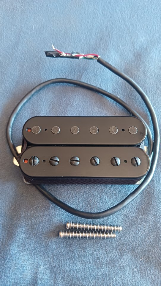 Pastilla Bare knukle Holydiver de segunda mano · Foto 1 de 3 · Barcelona · 165 €