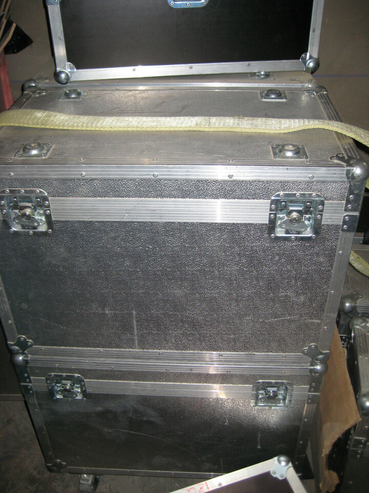 Flightcases para 15" pasivo o baúles para accesorios