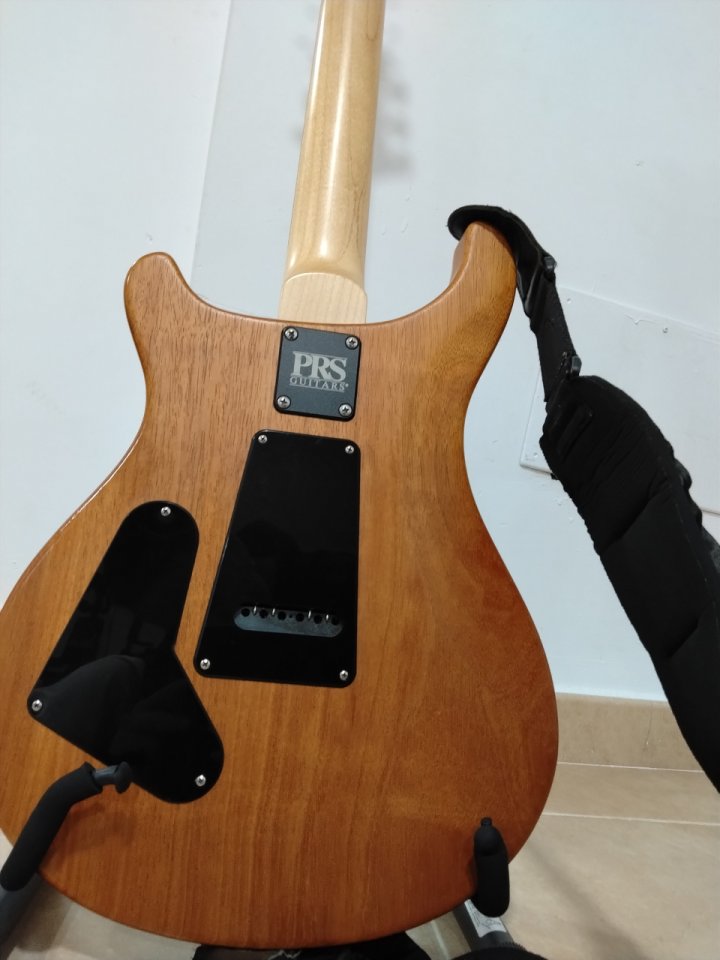 PRS Ce24 ltd gold top 2025