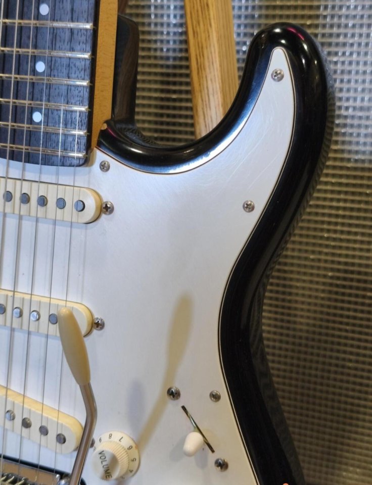 Fender Stratocaster Made in Japan 1982 de segunda mano · Foto 6 de 9 · Barcelona · 850 €