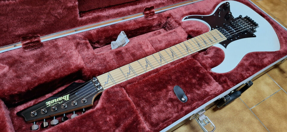 Ibanez RG 2550 MZ - Estado NOS