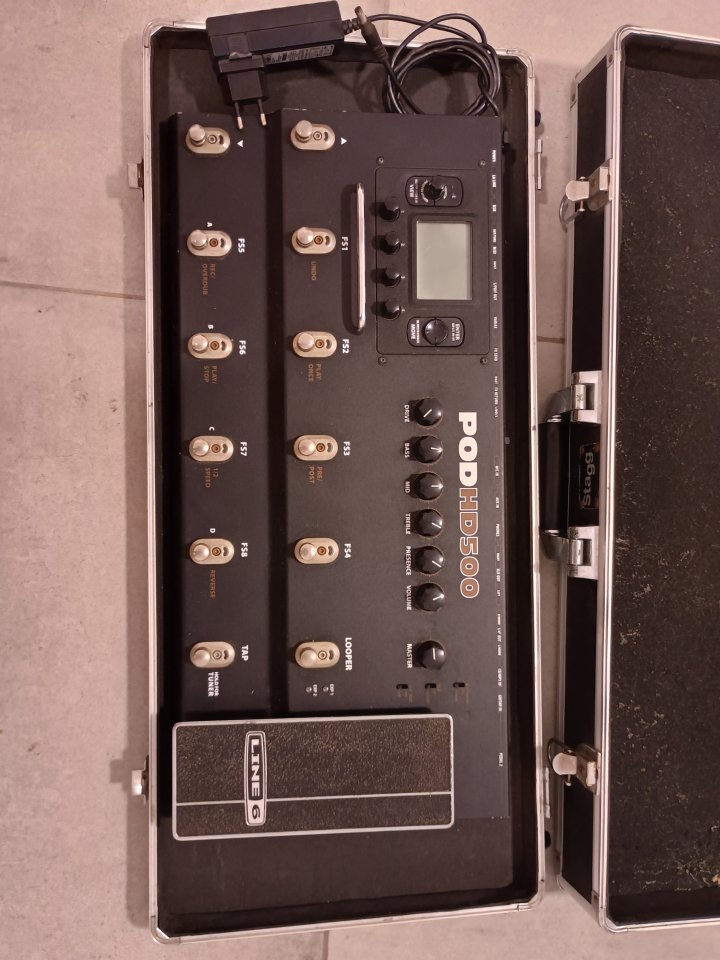 Pedalera Line 6 HD 500+Flight case