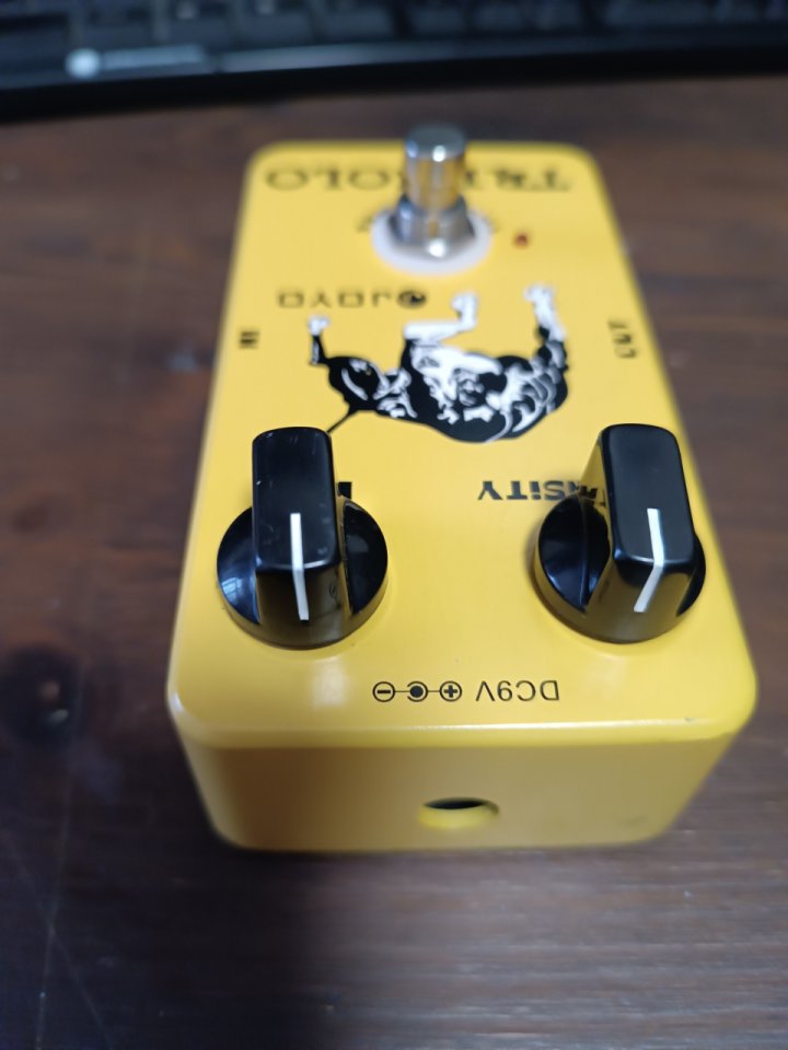 Joyo Tremolo de segunda mano · Foto 4 de 5 · SC Tenerife · 20 €