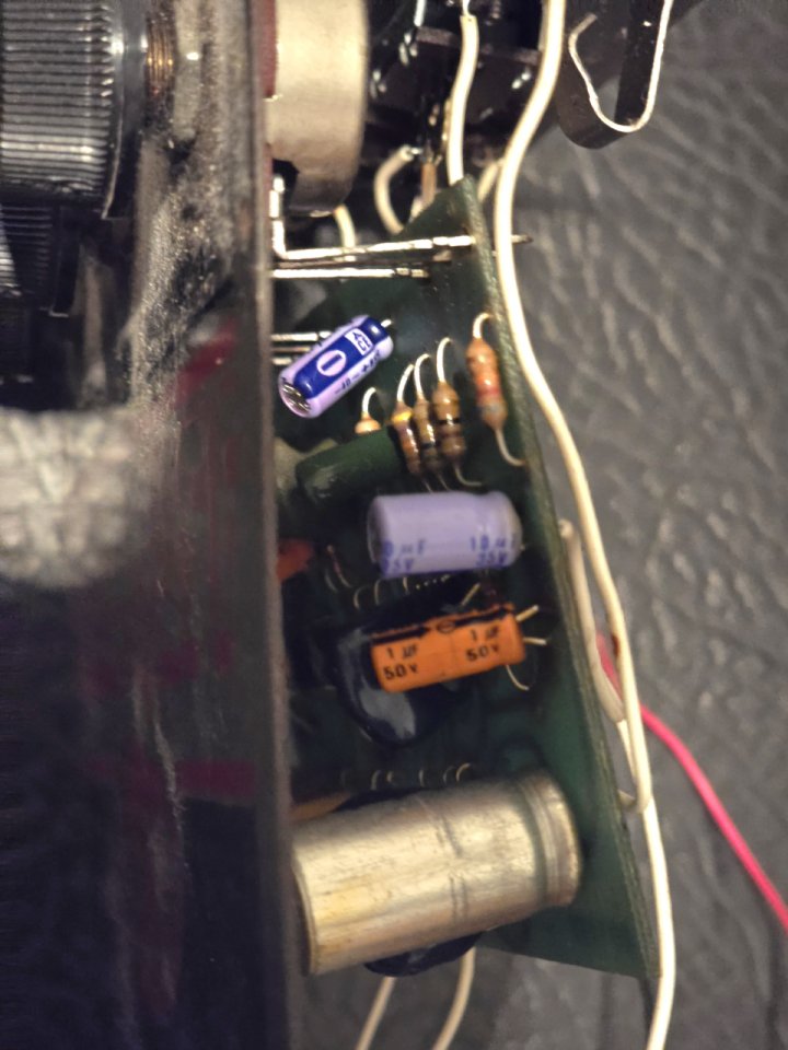 Ehx big muff v3 mid 1970s de segunda mano · Foto 5 de 9 · Barcelona · 444 €