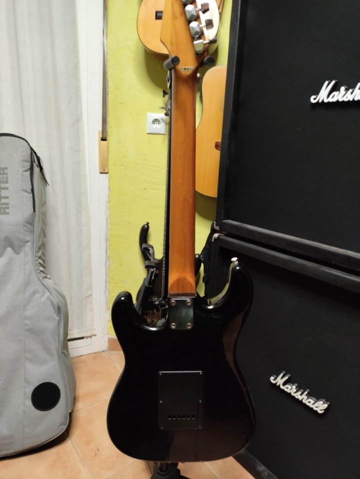 Guitarra eléctrica Vintage Big Sound de 1982