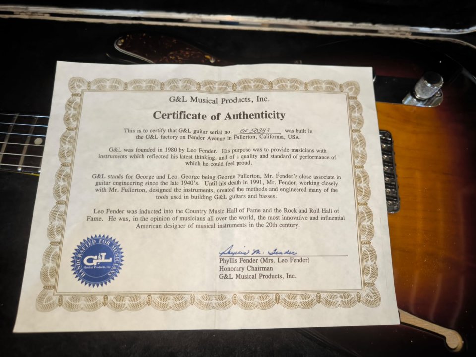 2006 G&L USA ASAT Classic Bluesboy Semi-Hollow (telecaster thinline TOP) de segunda mano · Foto 6 de 10 · Lleida · 1800 €