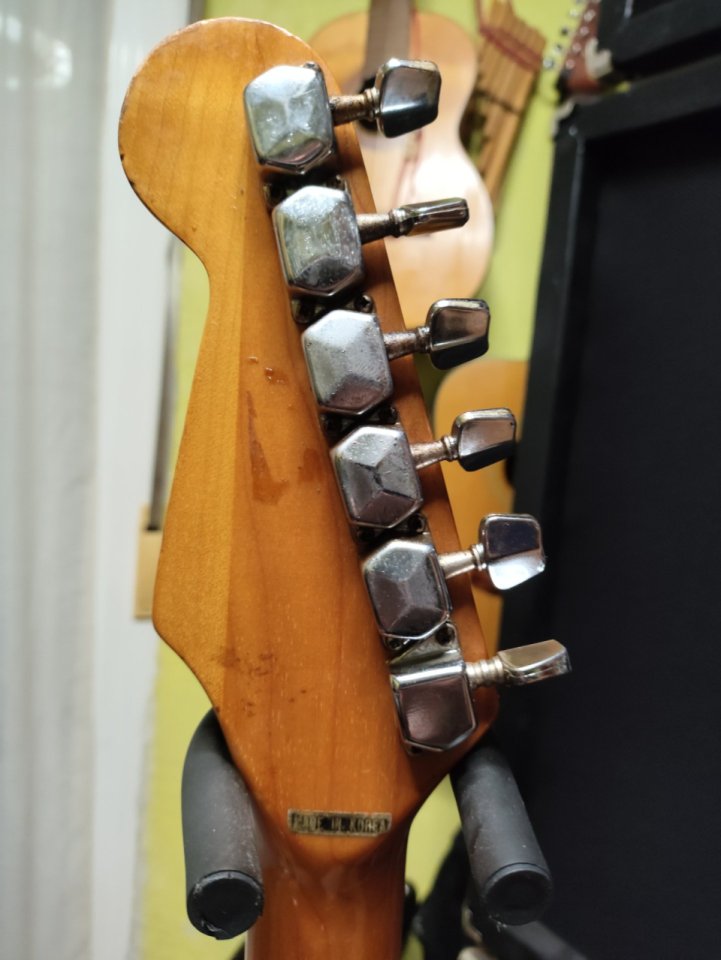 Guitarra eléctrica Vintage Big Sound de 1982