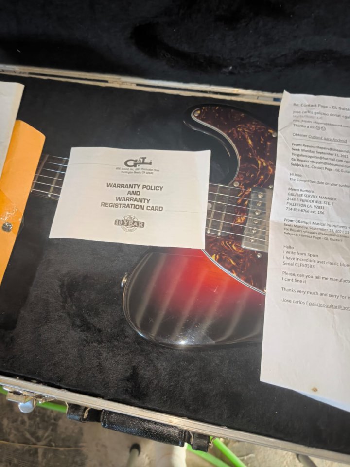2006 G&L USA ASAT Classic Bluesboy Semi-Hollow (telecaster thinline TOP) de segunda mano · Foto 7 de 10 · Lleida · 1800 €