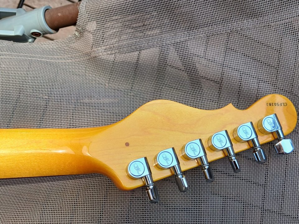 2006 G&L USA ASAT Classic Bluesboy Semi-Hollow (telecaster thinline TOP) de segunda mano · Foto 8 de 10 · Lleida · 1800 €