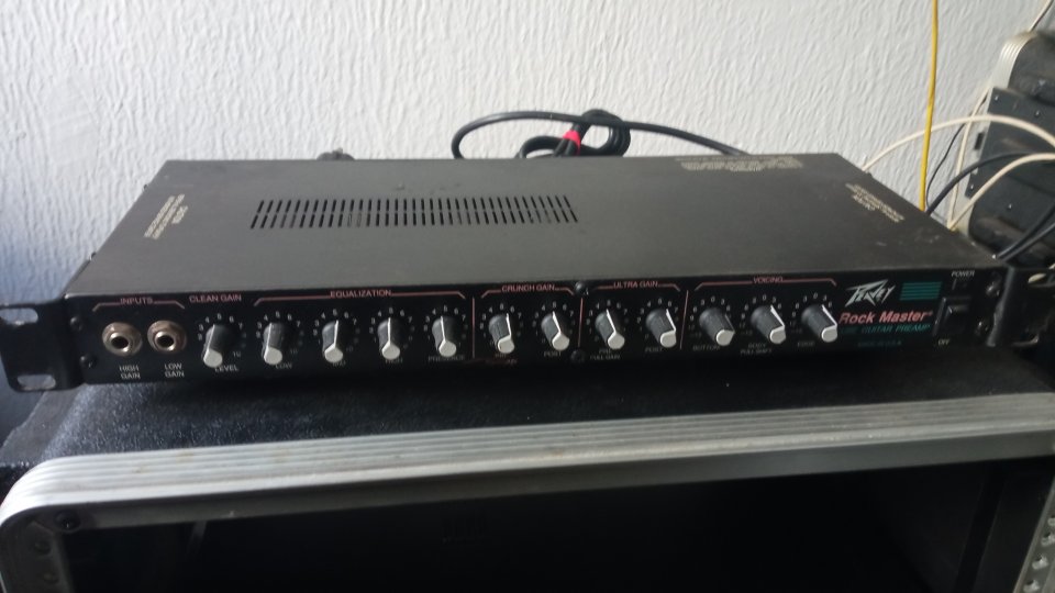 Peavey Rockmaster, Decimator Pro Rack G, TAD Silencer...