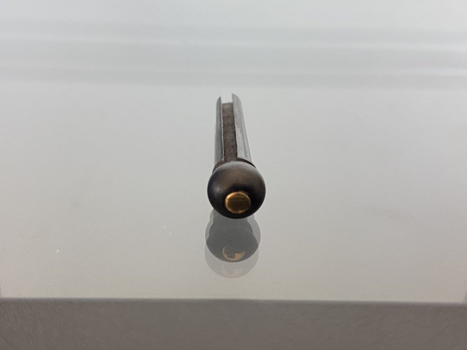 7 Pinos de Ébano para Guitarra Acústica de segunda mano · Foto 8 de 10 · Badajoz · 22 €