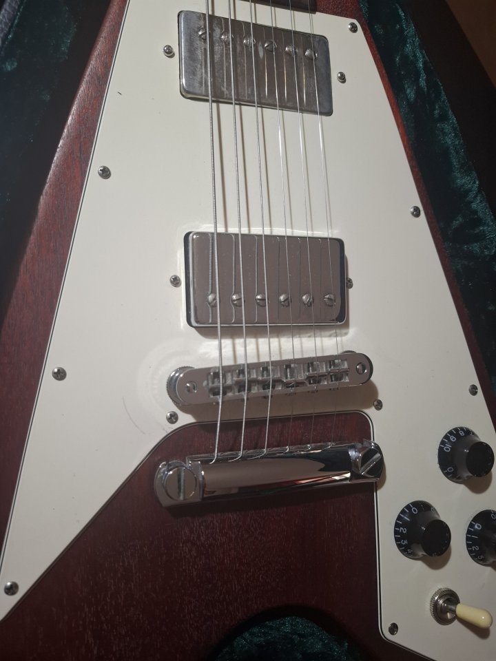 Gibson Flying V de segunda mano · Foto 2 de 4 · Guadalajara · 1795 €