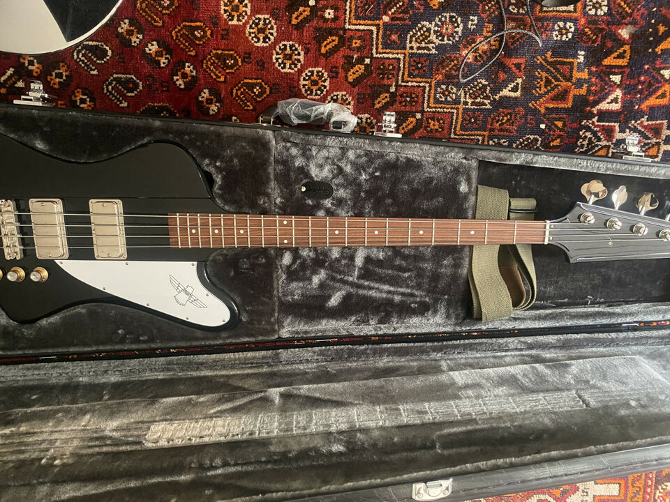 Bajo Epiphone thunderbird vintage pro