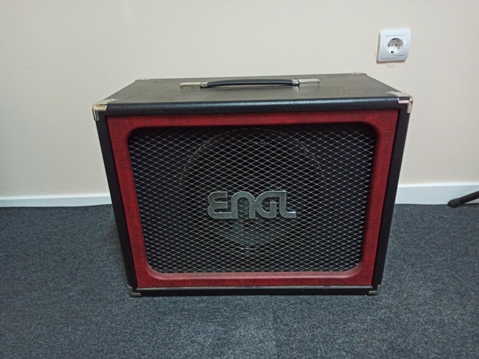 Engl Retro Caja 1x12