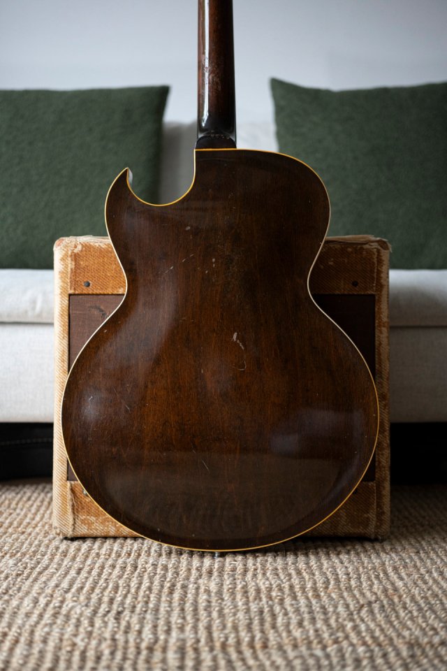 Gibson ES-225T (1956) + estuche original de segunda mano · Foto 4 de 10 · Asturias · 4800 €