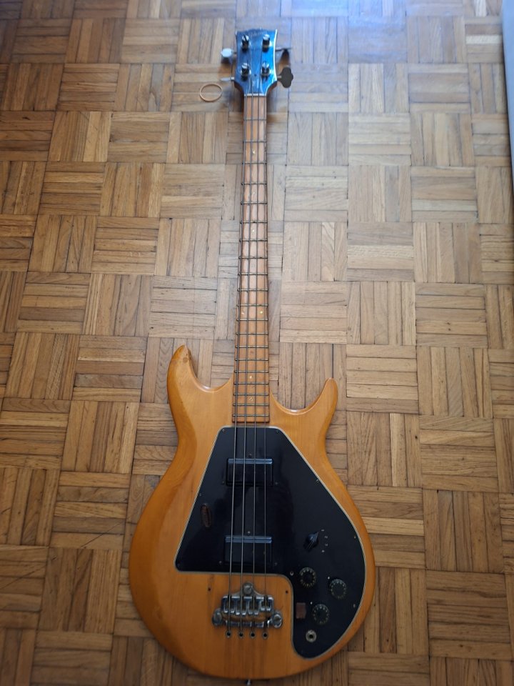 Bajo Gibson Ripper de segunda mano · Foto 1 de 4 · Asturias · 2790 €