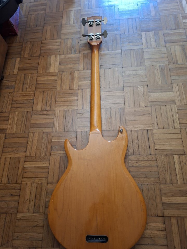 Bajo Gibson Ripper de segunda mano · Foto 2 de 4 · Asturias · 2790 €