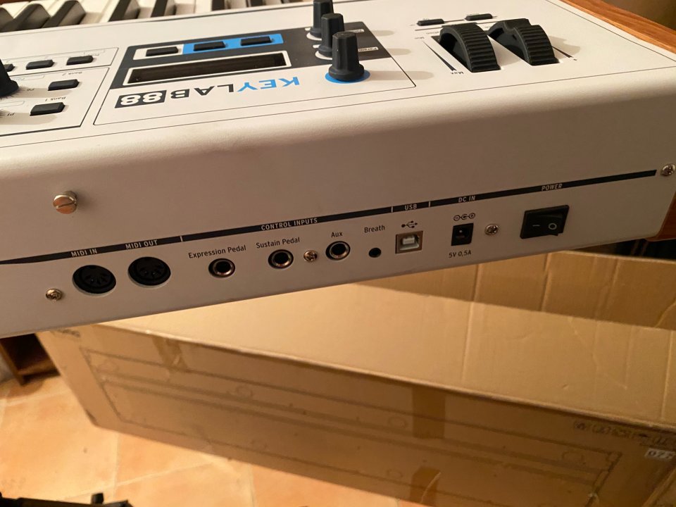 Controlador Arturia Keylab 88 de segunda mano · Foto 6 de 6 · Valladolid · 400 €