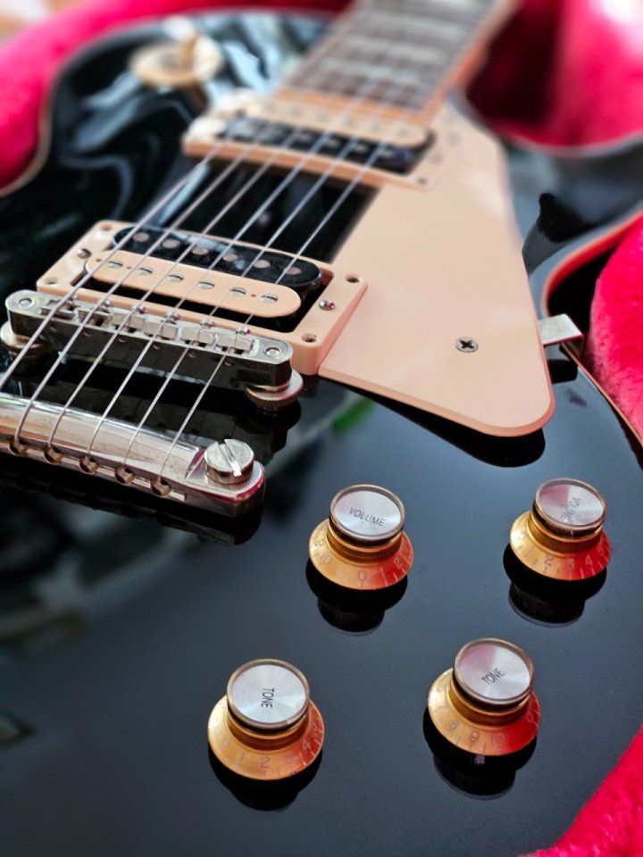 Gibson les paul classic ebony