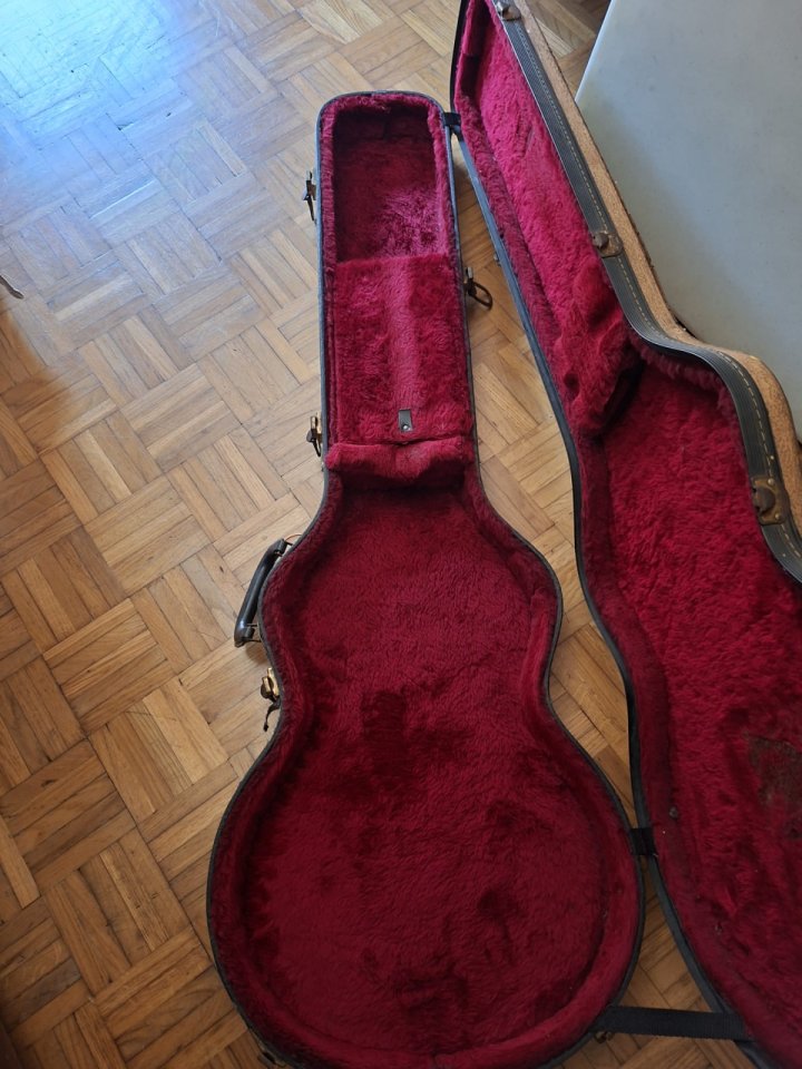 Bajo Gibson Ripper de segunda mano · Foto 3 de 4 · Asturias · 2790 €