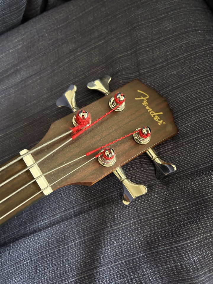 Fender electroacústico