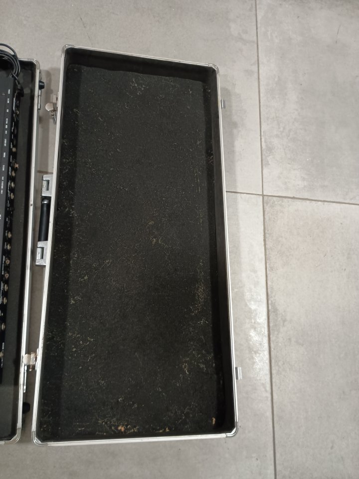 Pedalera Line 6 HD 500+Flight case