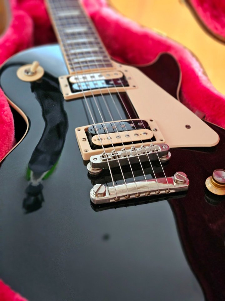 Gibson les paul classic ebony