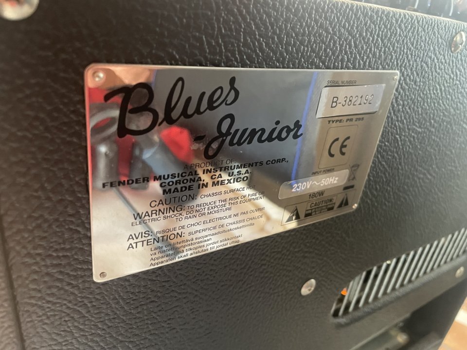 Fender Blues Junior de segunda mano · Foto 2 de 5 · SC Tenerife · 500 €